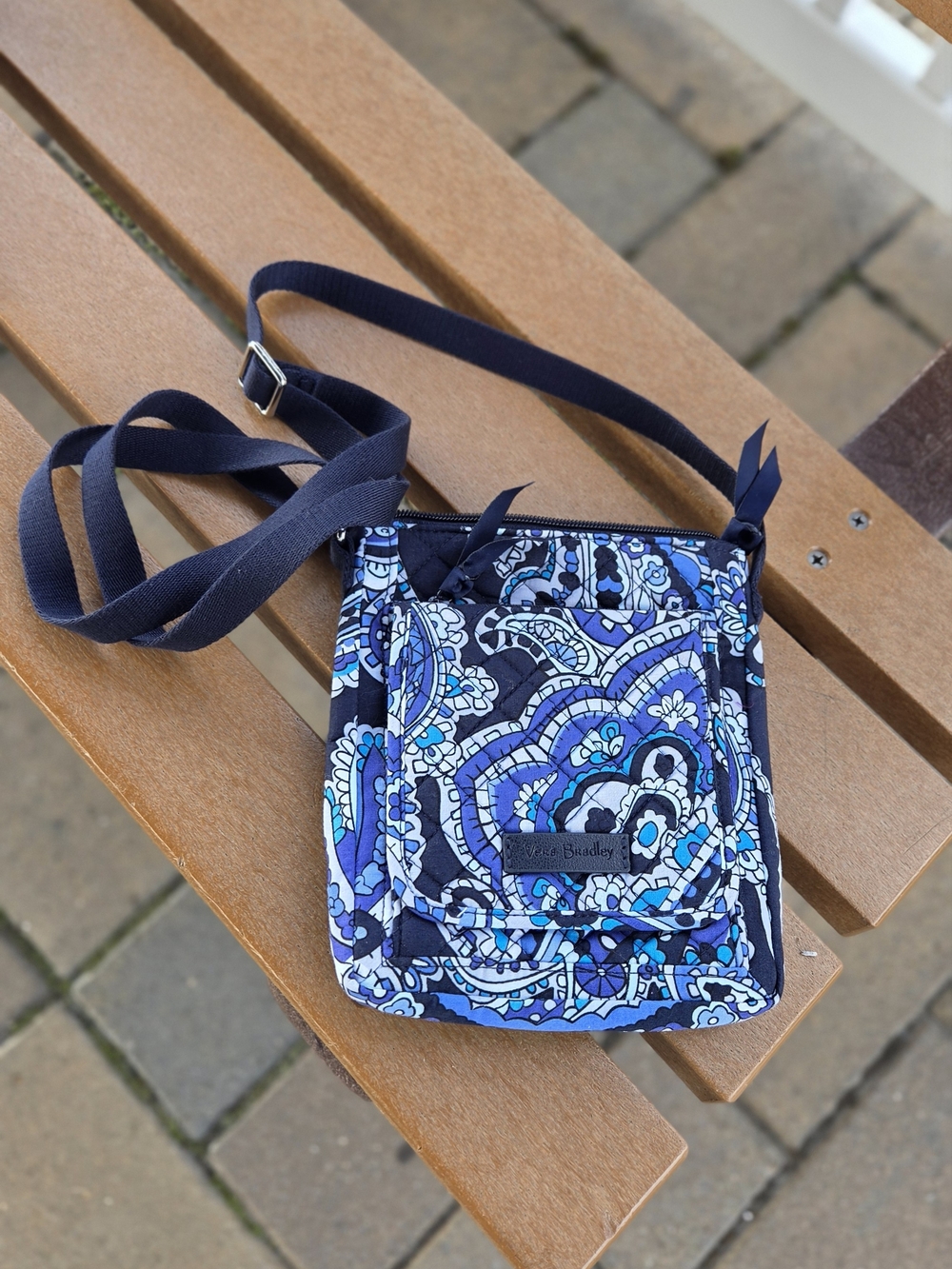 Vera Bradley RFID Mini Crossbody Blue Paisley Quilted Bag EUC